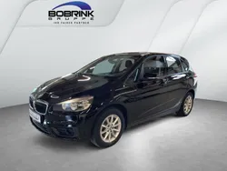 Schwarz Gebraucht 2017 BMW 218 Active Tourer Performance Van / Kleinbus | 14.900 € (Fairer Preis)