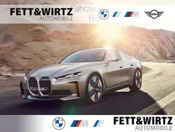 Schwarz uni Gebraucht 2022 BMW 118 Sport Line Kleinwagen | 25.780 € (Etwas zu teuer)