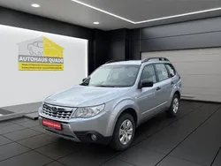 Silber Gebraucht 2012 Subaru Forester Active SUV | 8.999 € (Etwas zu teuer)