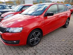 Rot Gebraucht 2015 Skoda Rapid Style Kombi | 5.990 € (Etwas zu teuer)