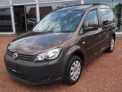Braun Gebraucht 2012 VW Caddy Van / Kleinbus | 8.990 € (Guter Preis)