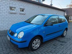 Blau Gebraucht 2002 VW Polo Kleinwagen | 2.750 € (Teuer)