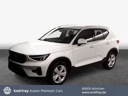 Weiß Gebraucht 2024 Volvo XC40 Core SUV | 34.990 € (Guter Preis)
