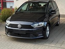 Schwarz Gebraucht 2016 VW Golf Sportsvan Sport Van / Kleinbus | 7.490 € (Guter Preis)