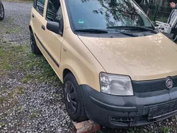 Gelb Gebraucht 2009 Fiat Panda Kleinwagen | 1.400 €