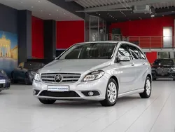 Polarsilber metalliclack Gebraucht 2012 Mercedes B180 Van / Kleinbus | 6.480 € (Guter Preis)
