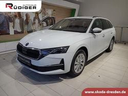 Weiß Neu 2026 Skoda Octavia Selection Kombi | 38.850 € (Teuer)