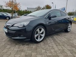Schwarz Gebraucht 2015 Opel Astra GTC Coupé | 11.999 € (Teuer)