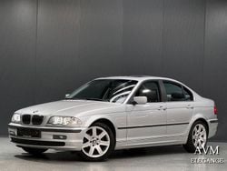 Silber Gebraucht 1998 BMW 323 Sport Line Limousine | 4.900 € (Fairer Preis)