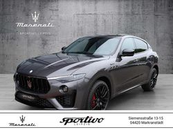 Grau Gebraucht 2024 Maserati Levante SUV | 129.799 €