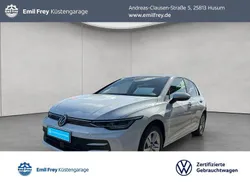 Weiß Gebraucht 2024 VW Golf VIII Life Limousine | 23.890 € (Fairer Preis)