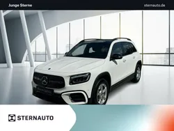 Weiß Gebraucht 2024 Mercedes GLB200 AMG line SUV | 43.911 € (Fairer Preis)
