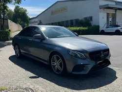 Grau Gebraucht 2017 Mercedes E220 Limousine | 24.000 €