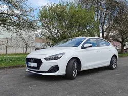 Weiß Gebraucht 2018 Hyundai i30 Trend Limousine | 13.500 € (Fairer Preis)