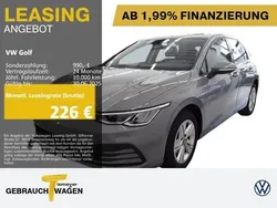 Grau Gebraucht 2023 VW Golf VIII Life Limousine | 24.180 € (Guter Preis)