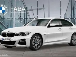 Weiß Gebraucht 2022 BMW 330e M Sport Limousine | 33.990 € (Fairer Preis)