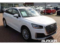 Weiss Gebraucht 2020 Audi Q2 S-Line SUV | 17.470 € (Fairer Preis)