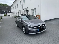 Grau Gebraucht 2016 Mercedes A200 Limousine | 14.990 € (Fairer Preis)