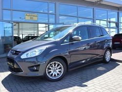 Grau Gebraucht 2011 Ford Grand C-Max Titanium Van / Kleinbus | 5.445 € (Fairer Preis)