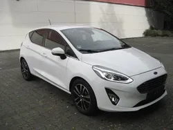 Weiß Gebraucht 2018 Ford Fiesta Kleinwagen | 10.800 € (Fairer Preis)