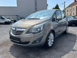Grau Gebraucht 2011 Opel Meriva Innovation Van / Kleinbus | 3.990 € (Guter Preis)
