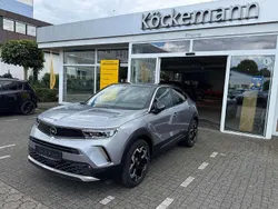 Quarzgrau Gebraucht 2021 Opel Mokka Ultimate SUV | 18.480 € (Fairer Preis)