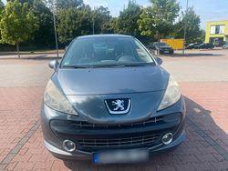 Grau Gebraucht 2007 Peugeot 207 Kleinwagen | 800 € (Guter Preis)