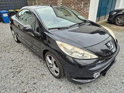 Schwarz Gebraucht 2008 Peugeot 207 CC Platinum Cabrio | 1.999 € (Guter Preis)