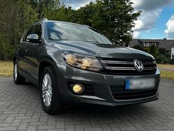 Grau Gebraucht 2013 VW Tiguan Life SUV | 10.900 € (Fairer Preis)