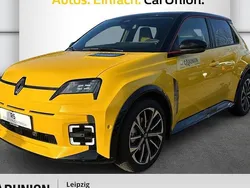 Schwarz Gebraucht 2024 Renault R5 Iconic Kleinwagen | 36.695 € (Teuer)