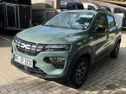 Grün Gebraucht 2022 Dacia Spring Essentiel Kleinwagen | 12.290 € (Teuer)