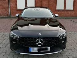 Schwarz Gebraucht 2020 Mercedes CLA180 Shooting Brake Kombi | 23.500 € (Etwas zu teuer)