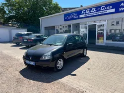Perlmuttschwarz Gebraucht 2005 Renault Clio II Campus Limousine | 1.850 € (Etwas zu teuer)