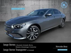 Grau Gebraucht 2022 Mercedes E300 Limousine | 43.880 € (Fairer Preis)