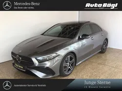 Grau Gebraucht 2023 Mercedes A220 AMG line Limousine | 39.970 € (Teuer)