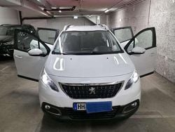 Weiß Gebraucht 2019 Peugeot 2008 Active SUV | 9.800 € (Superpreis)