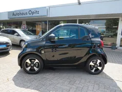 Schwarz Gebraucht 2021 Smart ForTwo Electric Drive Coupé | 9.999 € (Fairer Preis)