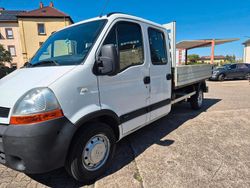 Weiß Gebraucht 2005 Renault Master Limousine | 7.000 €