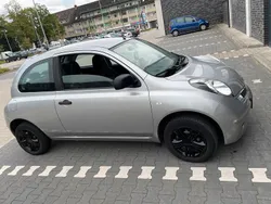 Silber Gebraucht 2010 Nissan Micra Kleinwagen | 900 €