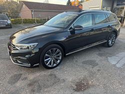 Deep black Gebraucht 2021 VW Passat GTE Kombi | 21.900 € (Teuer)