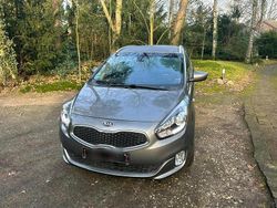 Grau Gebraucht 2014 Kia Carens Van / Kleinbus | 3.900 € (Guter Preis)