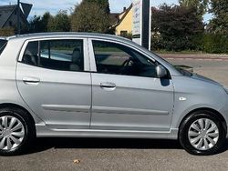 Silber Gebraucht 2007 Kia Picanto EX Kleinwagen | 2.190 € (Etwas zu teuer)