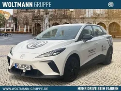 Dover white Gebraucht 2022 MG MG4 EV Kleinwagen | 17.990 € (Fairer Preis)