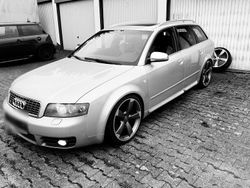 Silber Gebraucht 2003 Audi S4 Kombi | 9.500 €