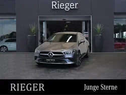 Grey metallic Gebraucht 2023 Mercedes CLA200 Shooting Brake Kombi | 30.900 € (Fairer Preis)