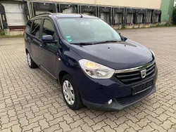 Blau Gebraucht 2016 Dacia Lodgy Lauréate Van / Kleinbus | 4.599 € (Guter Preis)
