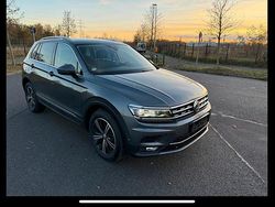 Grau Gebraucht 2018 VW Tiguan SUV | 25.000 € (Superpreis)