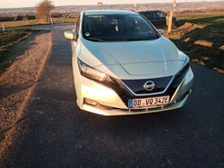 Grün Gebraucht 2018 Nissan Leaf Kleinwagen | 9.000 € (Guter Preis)