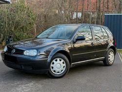 Schwarz Gebraucht 2000 VW Golf IV Trendline Kleinwagen | 499 € (Superpreis)