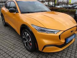 Orange Gebraucht 2023 Ford Mustang Mach-E SUV | 39.900 €